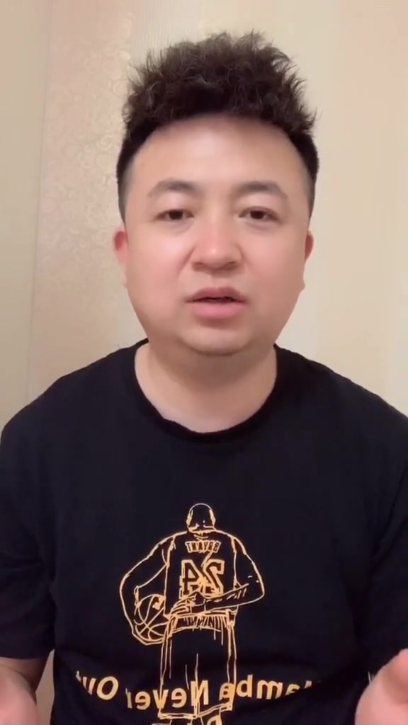 科比已故二女儿生日加索尔送来蛋糕,回顾二人温情瞬间