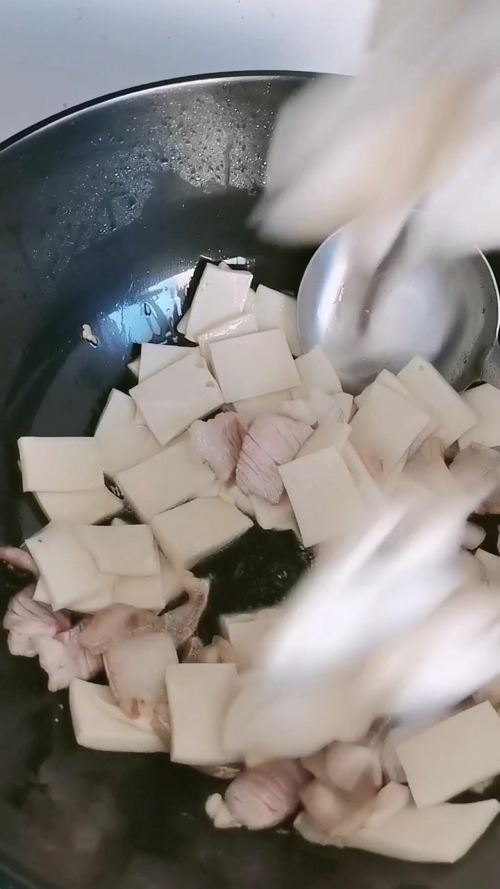 杏鲍菇炒千页豆腐