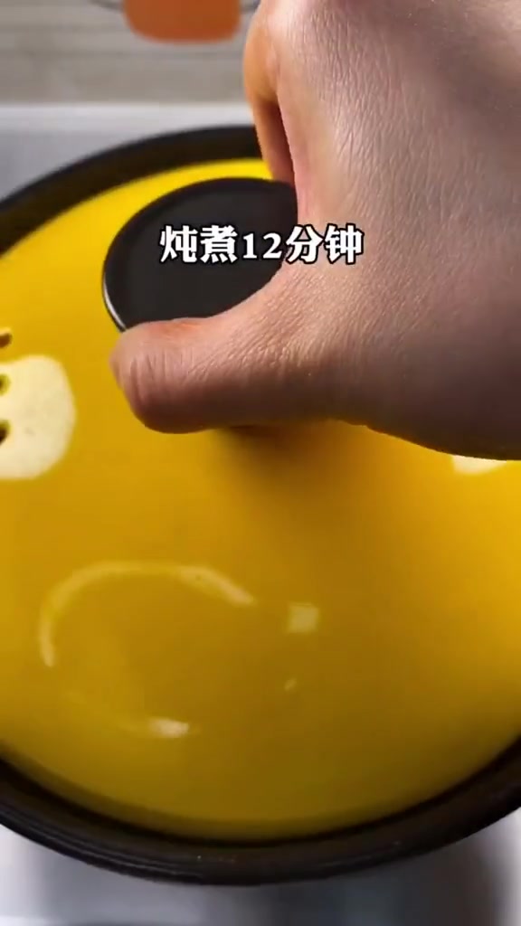 炒白菜吃腻了 跟我学个白菜粉丝煲吧 做法简单又好吃建议收藏