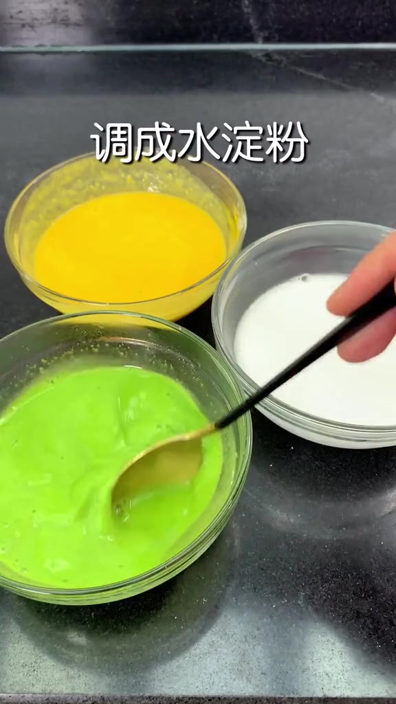 凉皮最简单快捷做法,不揉面不洗面,劲道爽滑超开胃