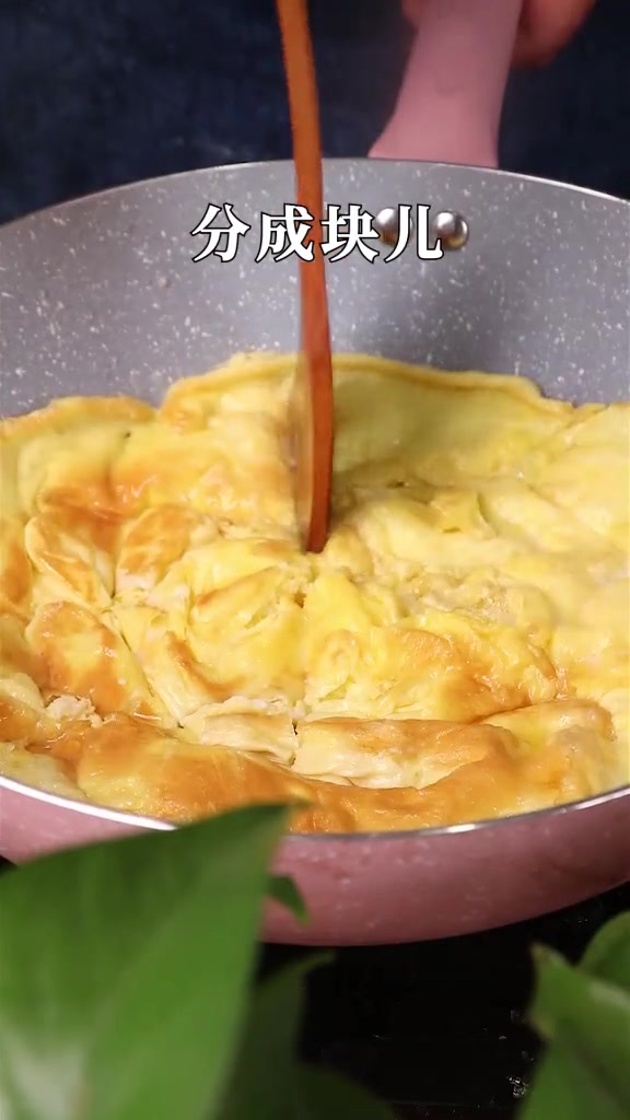 手把手教你鸡蛋炒粉丝,做法简单味道美,赶紧试试这种做法吧!