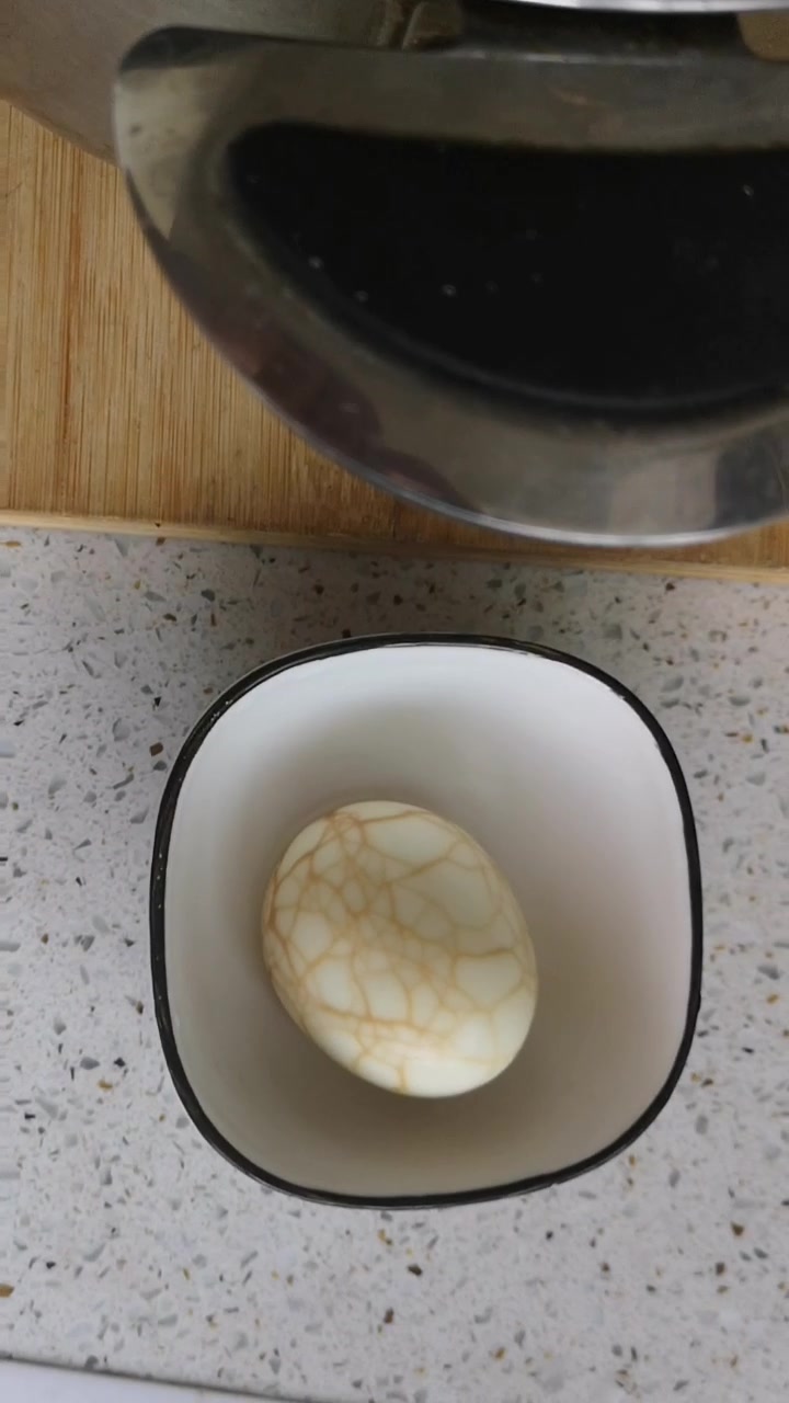 肯德基七块一颗的九龙金玉茶叶蛋,自己在家七块煮一锅