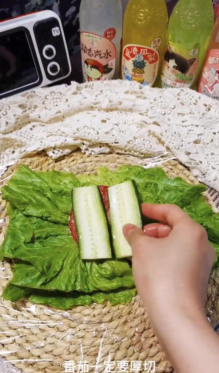 关晓彤亲授蔬菜三明治做法,低脂低卡好吃不发胖!减肥必备