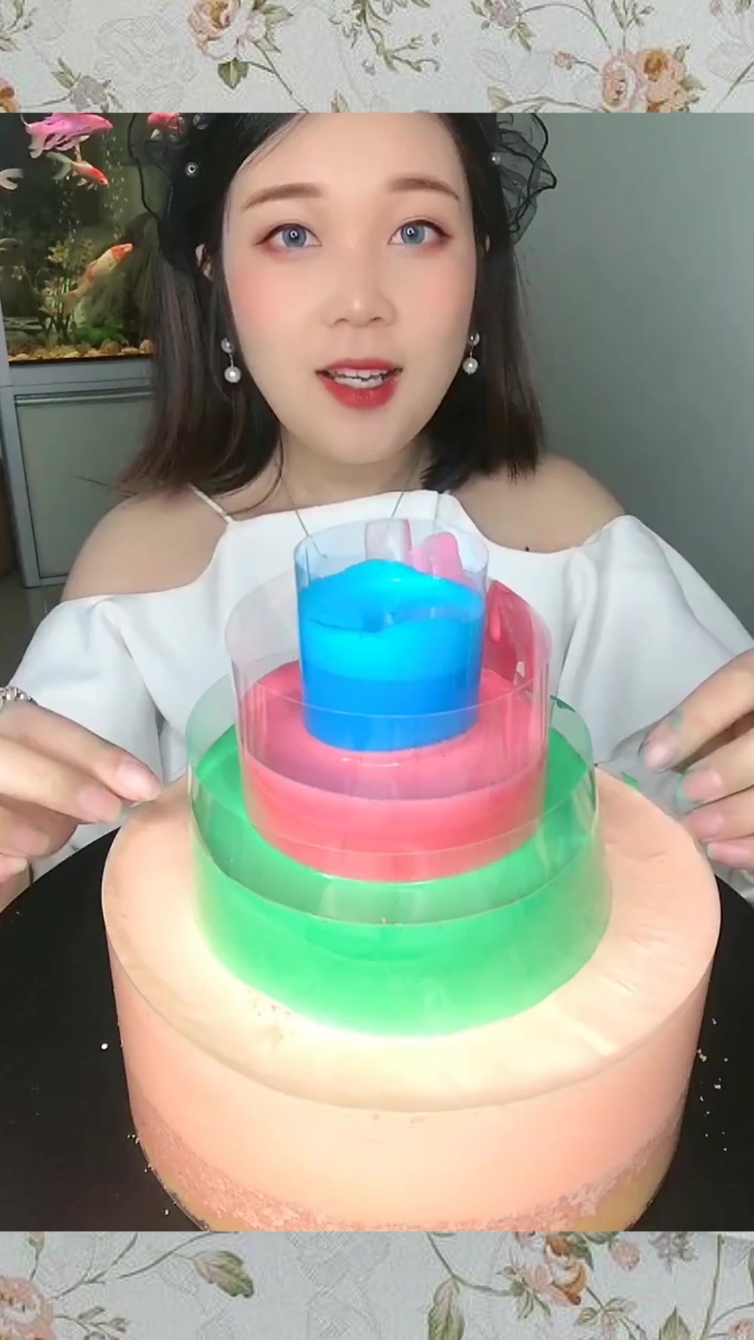 美女做TFBOYS应援蛋糕,四种颜色爆浆的那一刻,真是太惊艳了!