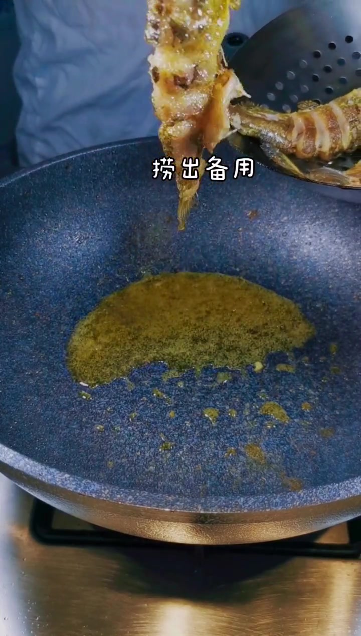 这黄刺鱼豆腐煲,到底是怎么做的,肉嫩汤鲜 真是美味绝顶