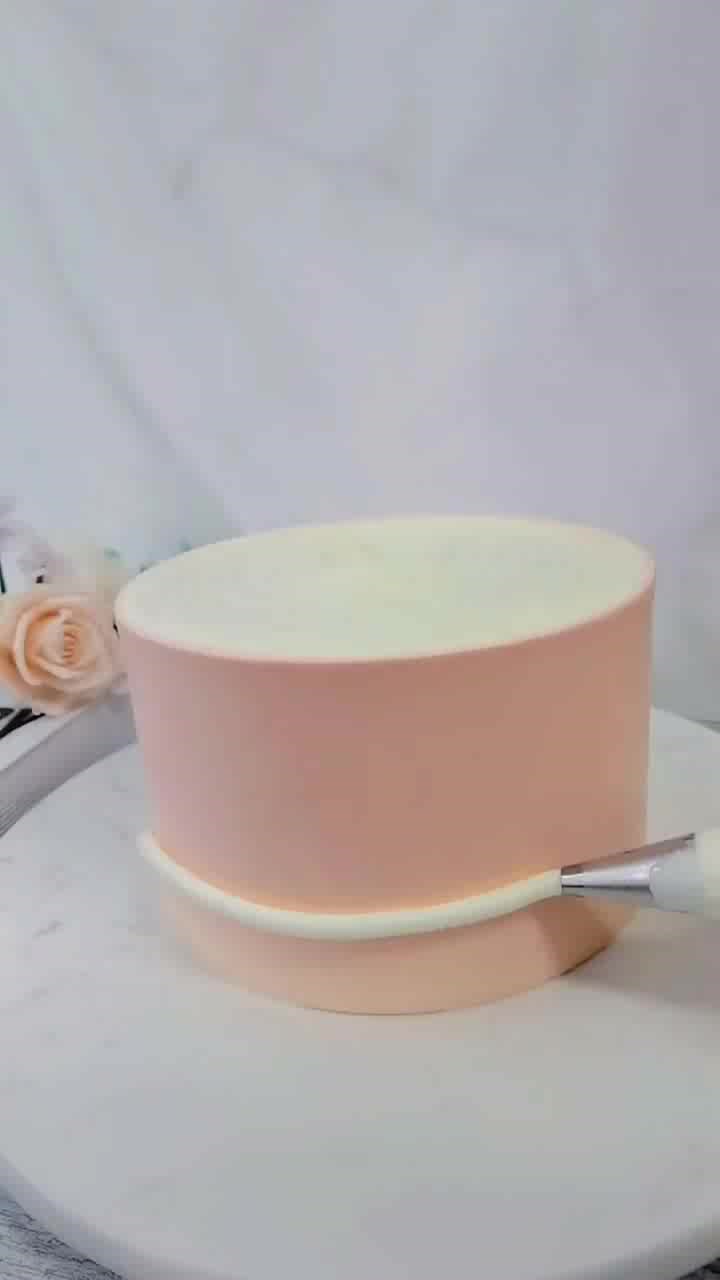 简约ins风淡雅奶油蛋糕,文艺范儿青年喜欢的款式,简单又高端