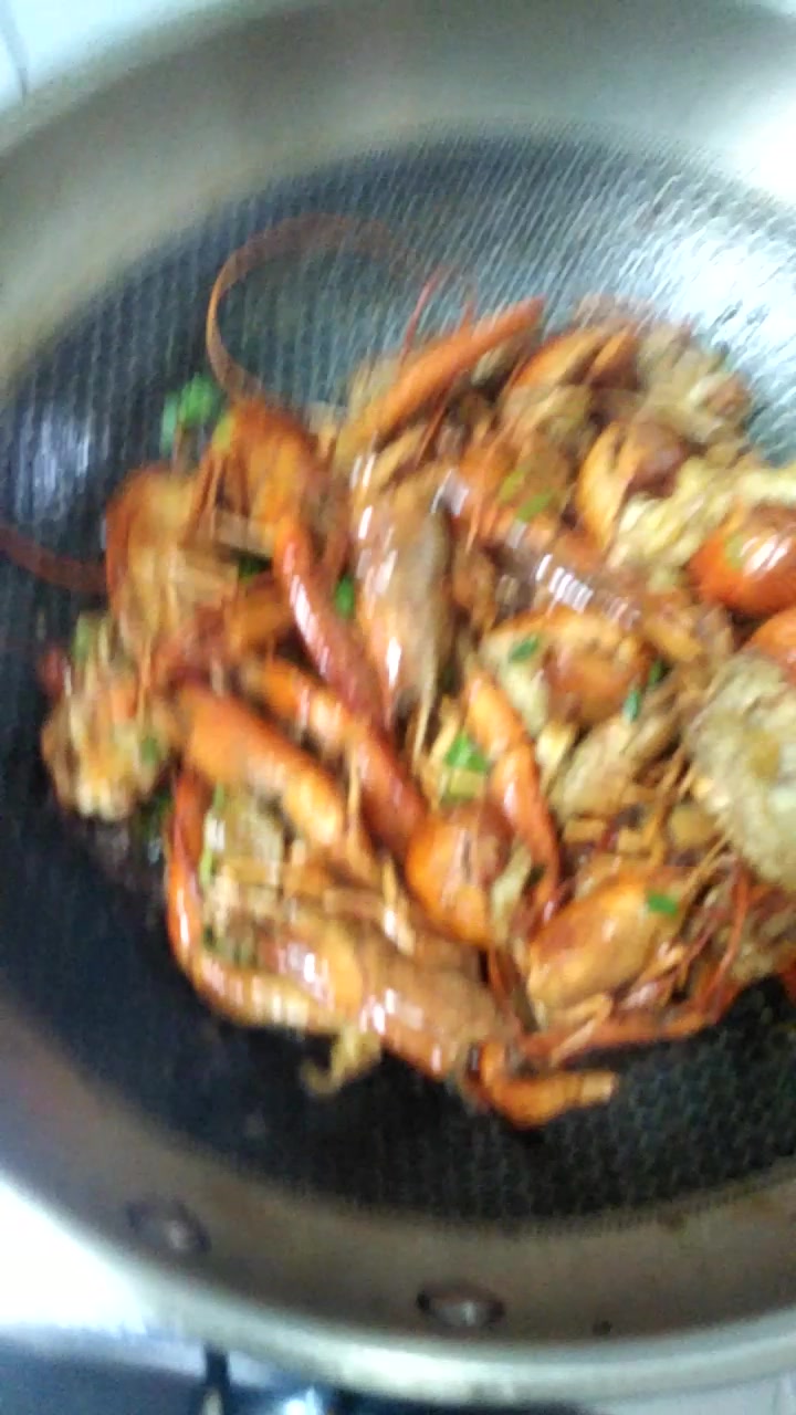 午餐油焖香辣澳洲蓝龙虾
