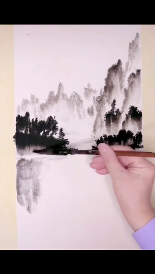 国画:简单易学的水墨 大师教你如何画柳下渔船山和湖 给点个赞呗