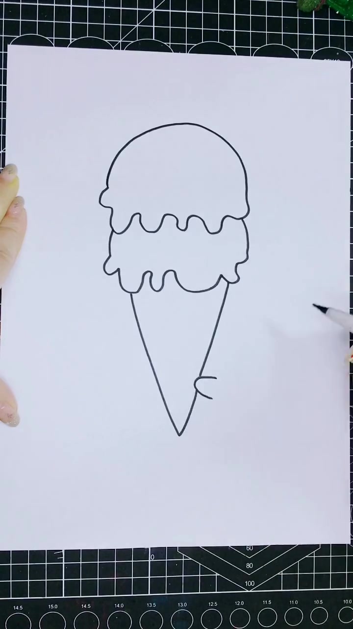 简笔画:画个美味冰淇淋