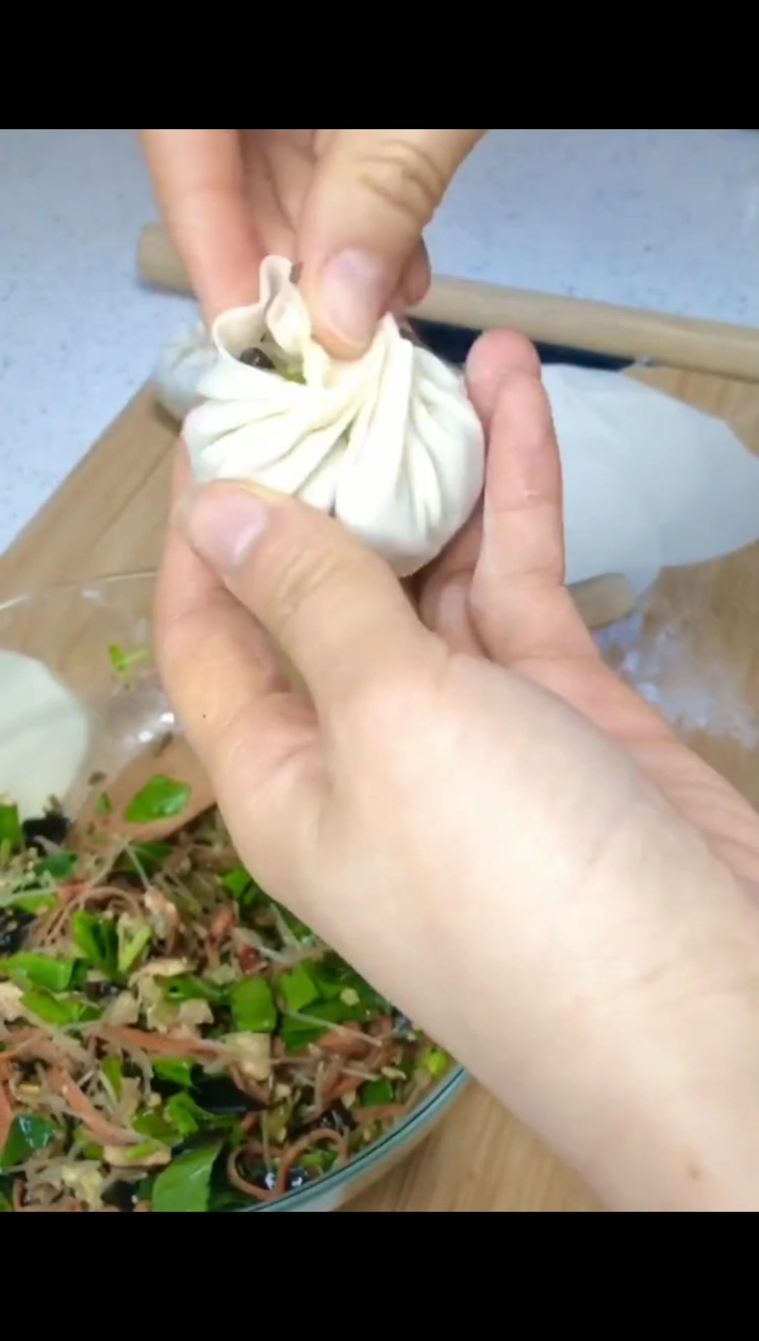 低脂包子,菜包子,口感柔软不粗糙,营养均衡,减肥的人也可以吃