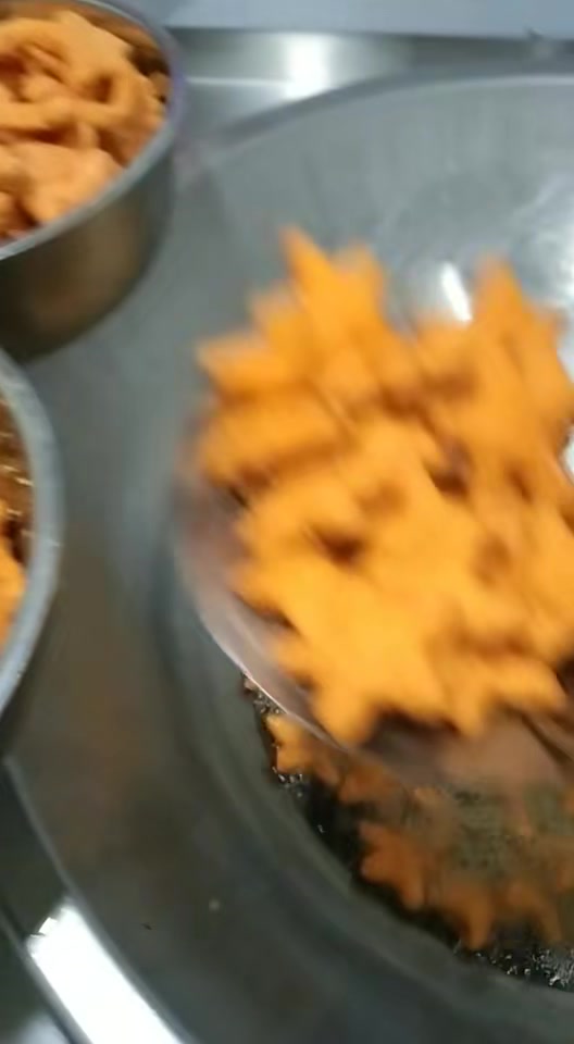周末油炸一份幸运星鸡块,大人小孩都爱吃