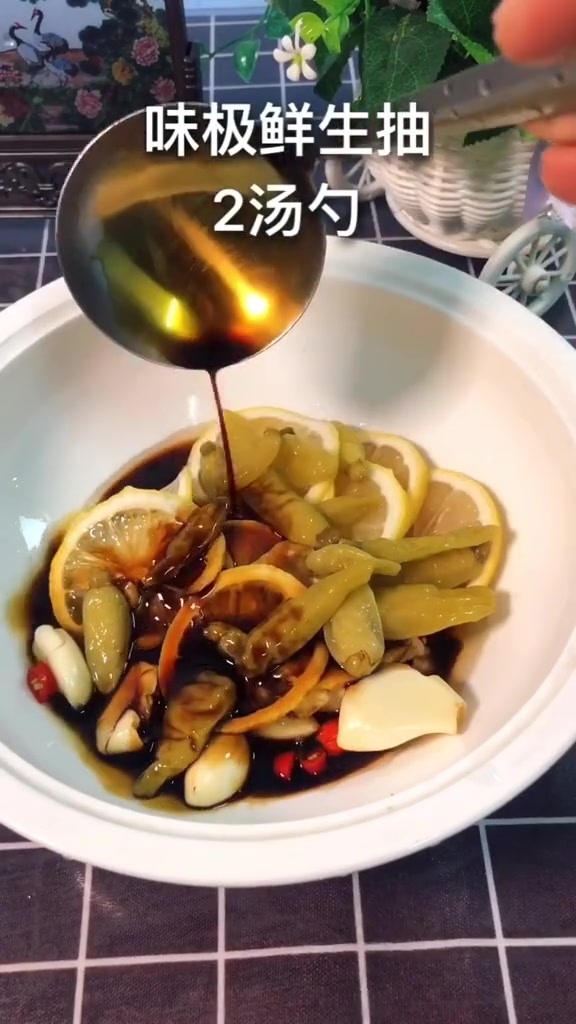 这样做的酸辣泡鸭翅,你吃过吗?