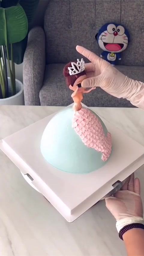 卡通小公主蛋糕,有没有吸引到你呢?每个女孩子应该都会喜欢吧