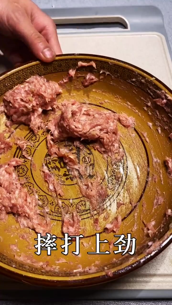 酸菜肉丸汤在家能喝上一碗,绝对有满足感