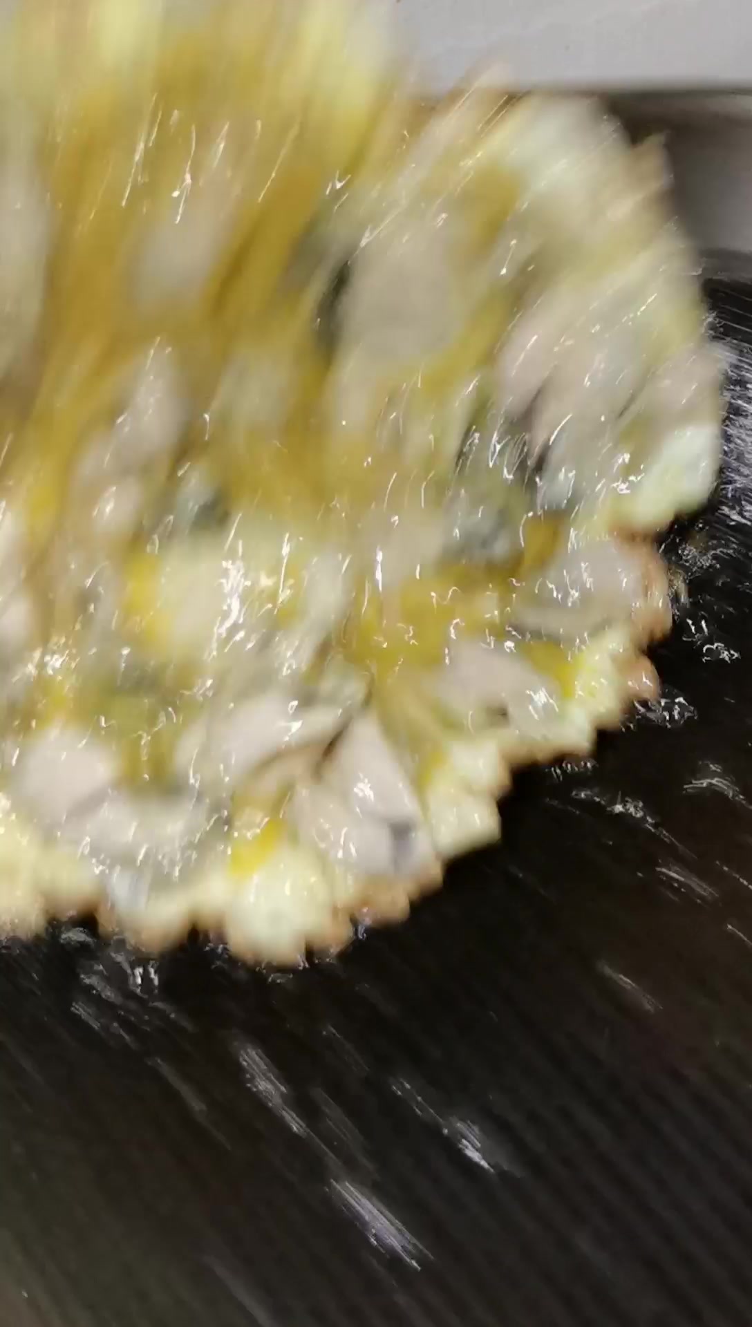 高端的食材,就得用最简单料理方法分享一道简简单单牡蛎煎蛋