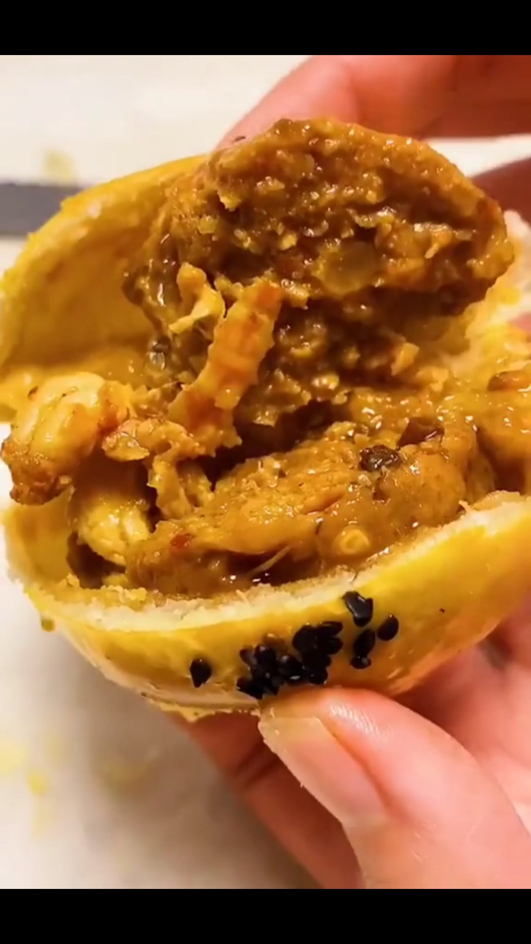 芝士小龙虾酥:你吃过麻辣小龙虾,这种龙虾酥你吃过吗?