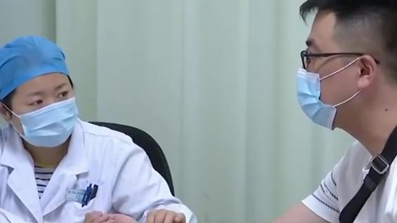 【吃小龙虾过敏?专家教你科学应对】最近,各医院的皮肤科接诊了不少皮肤过敏患者,原因都和小龙