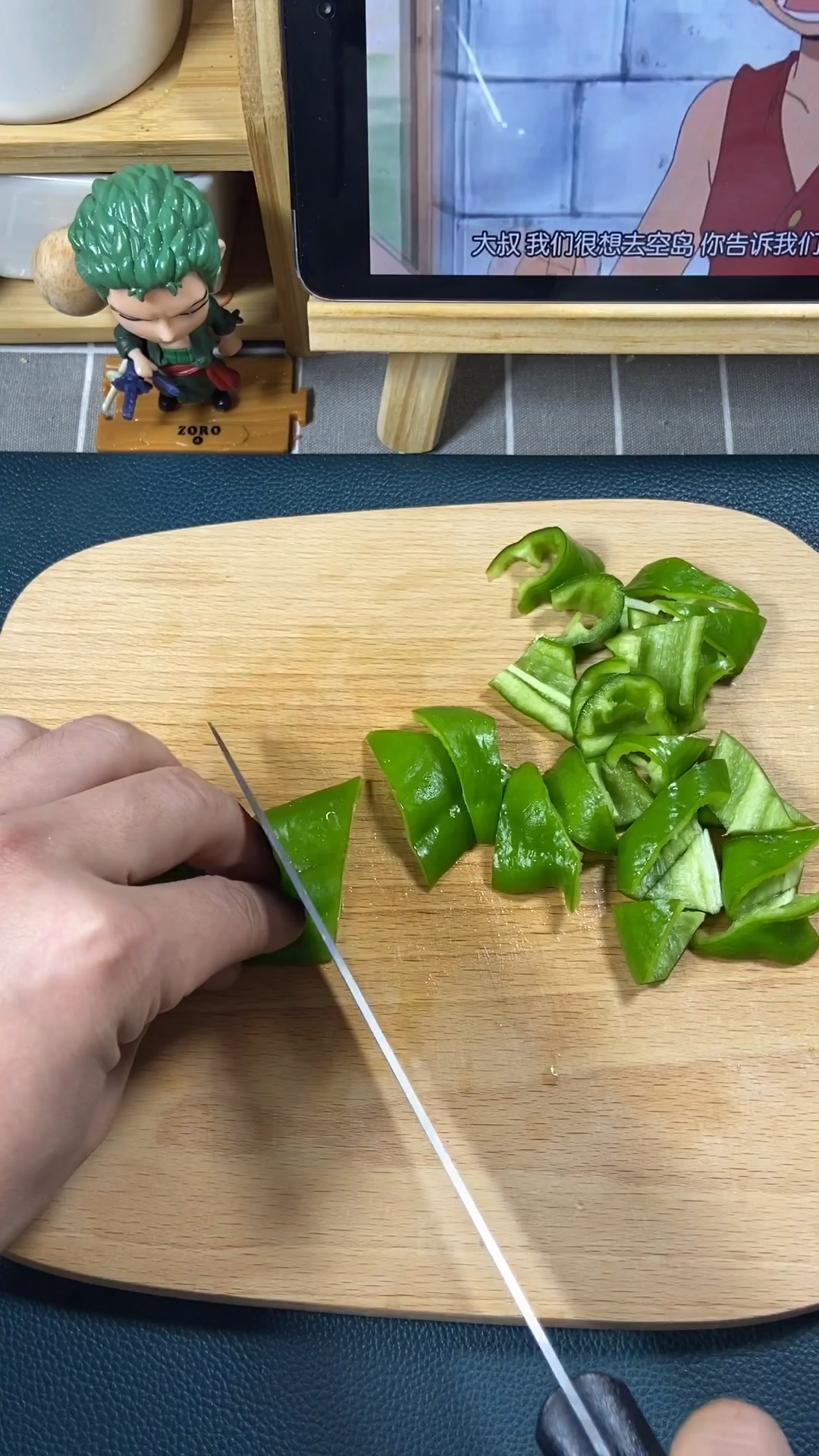 跟烧烤绝配的炒方便面