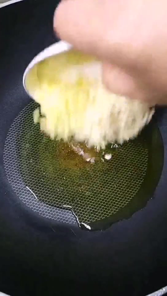 家常美食(清蒸草鱼)来了