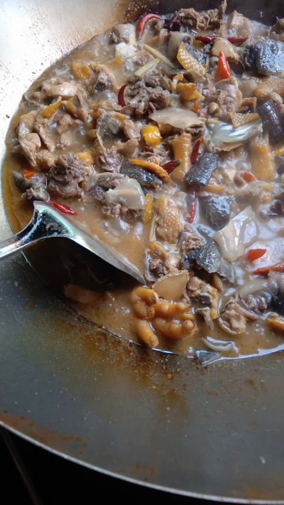 好吃的王八炖土鸡