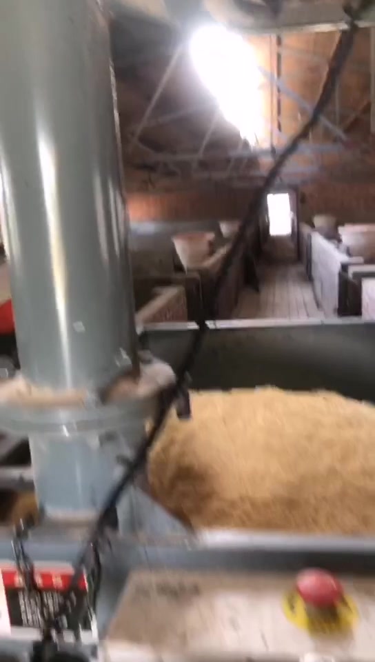 养殖设备自动上料喂猪喂料车