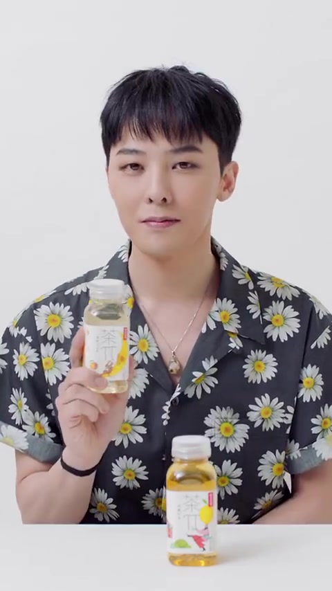 权志龙这最后这句“茶π自成一派”,听着好酥