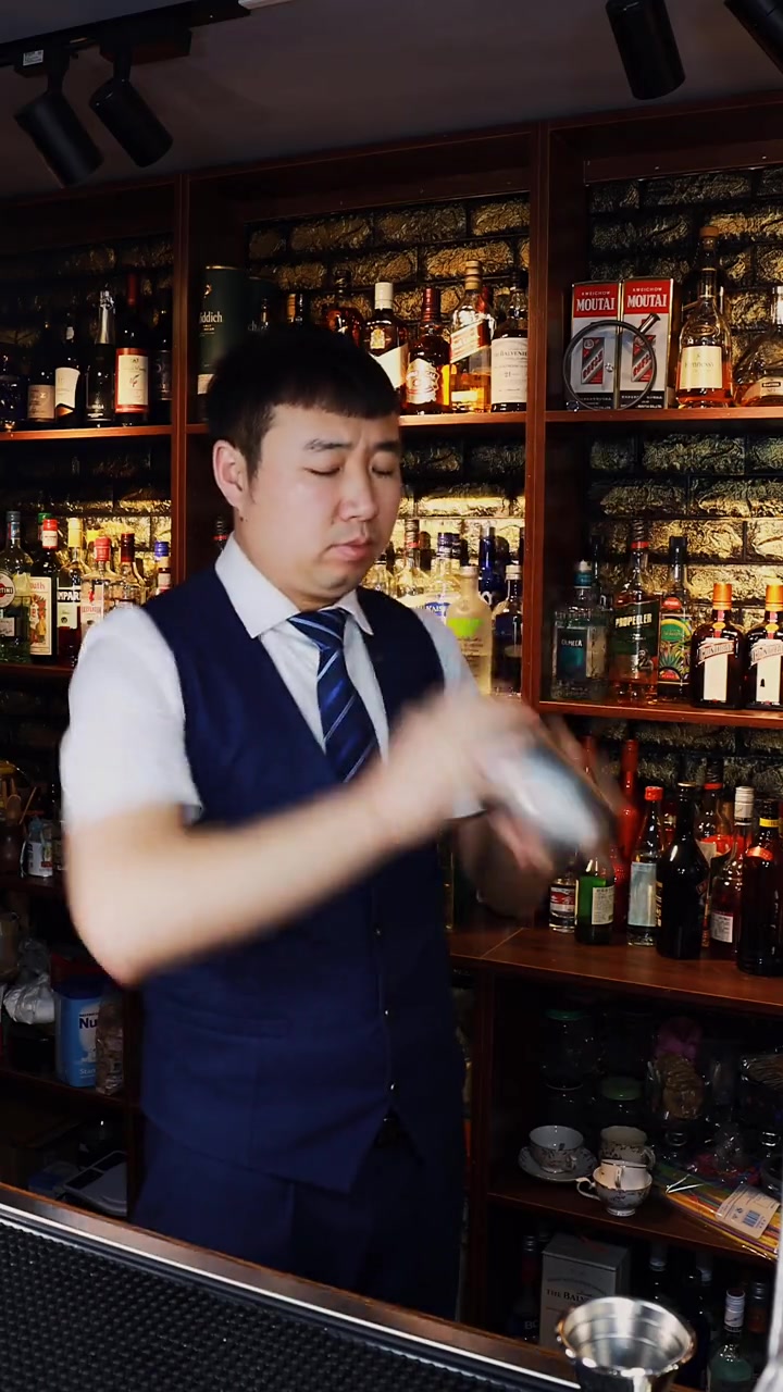 得其利鸡尾酒:酸酸甜甜有初恋般的感觉,好舍不得喝
