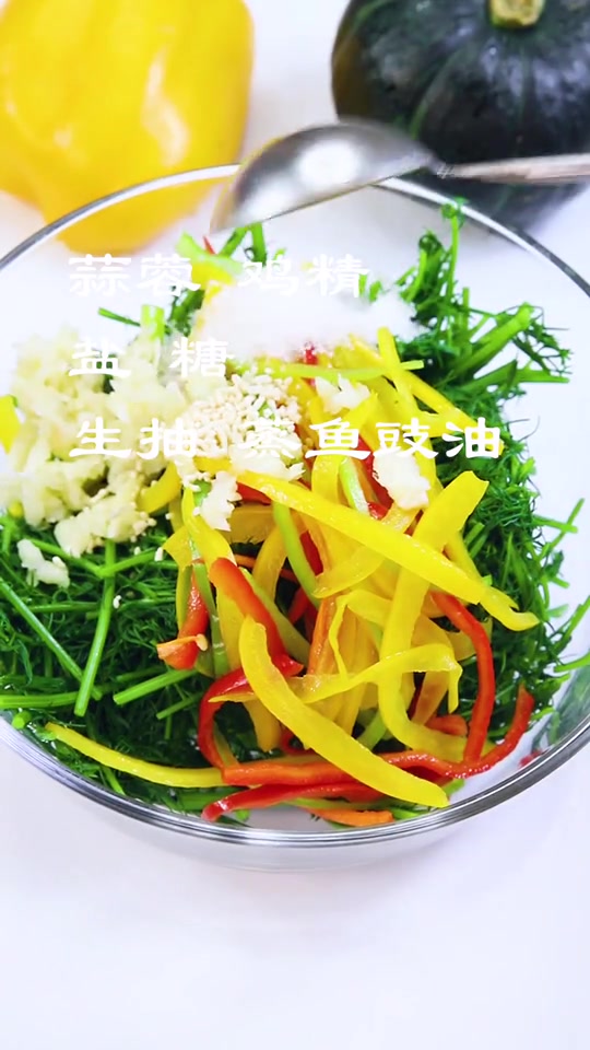 凉拌小荤香,青绿爽脆又入味,做法超简单