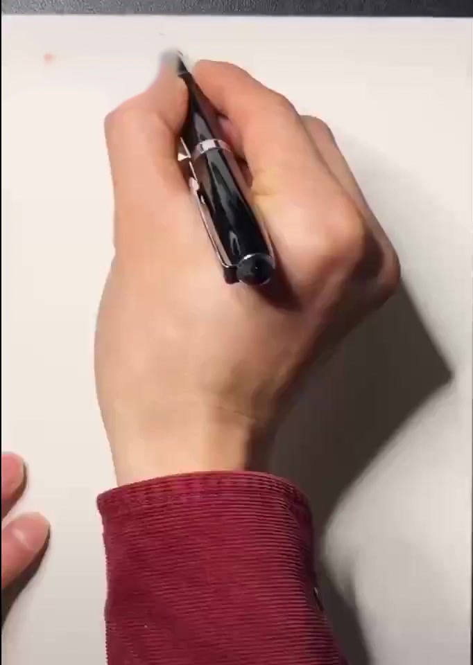 钢笔画:你看看人家的手,随便一画就能画出大鱼海棠的场景