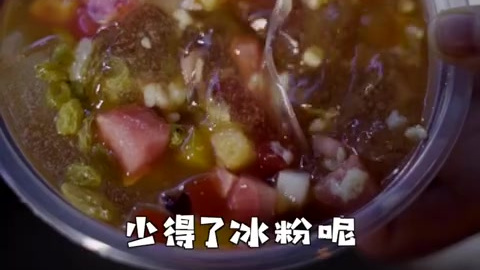 #为了吃最值得一去的地方# 彭州综合执法小姐姐为你推荐美食啦!烧烤、龙虾、花甲、生蚝、牛排