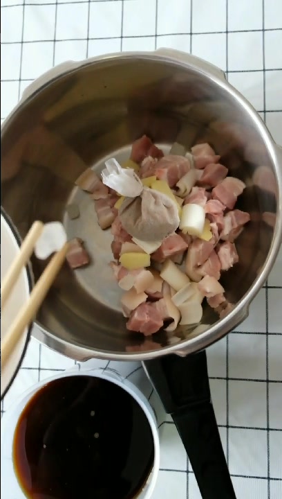 美味的黄焖五花肉