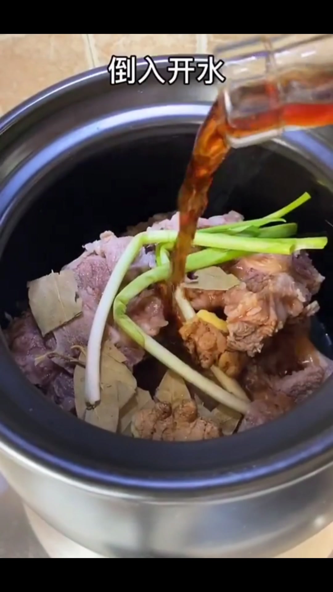 红烧牛尾,简单易做,超级软烂又下饭,特别好吃
