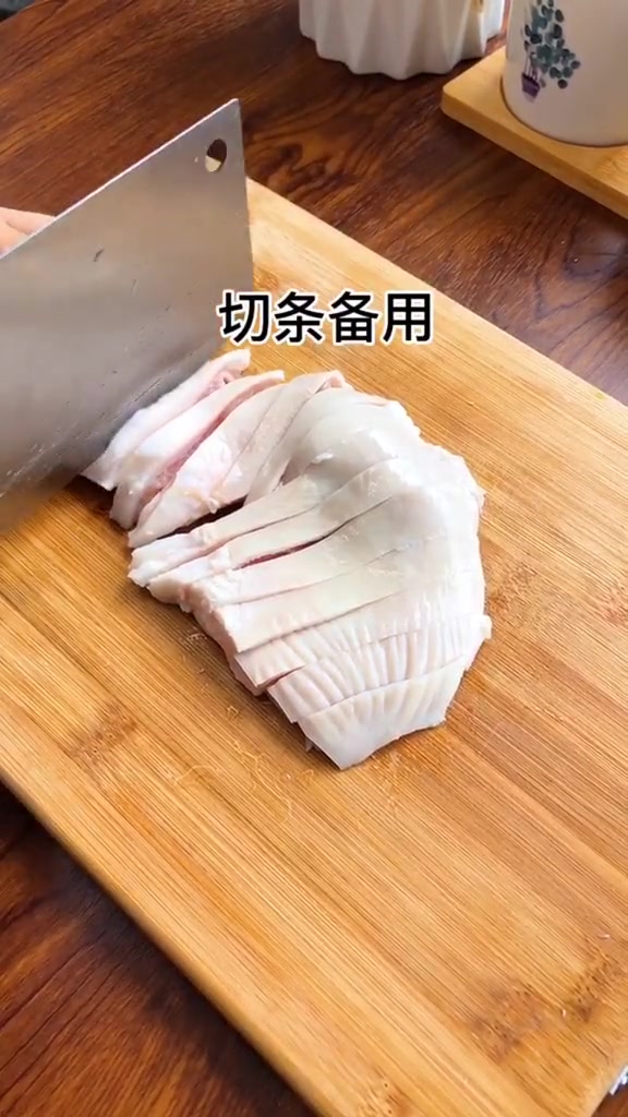 猪肚鸡,老公馋了自己在家做了一锅,家常做法简单比外面的还好吃
