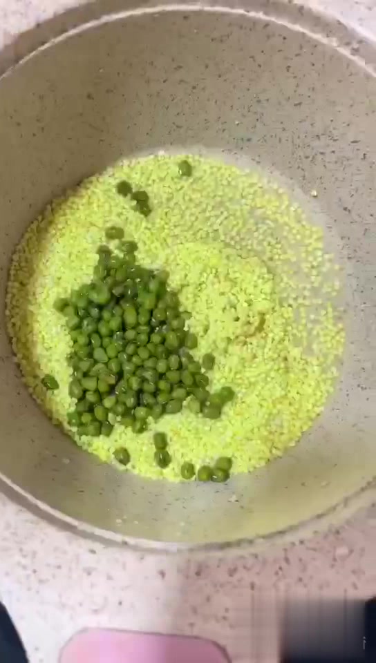 清热解暑绿豆粥,很适合夏天,宝宝上火来一碗!