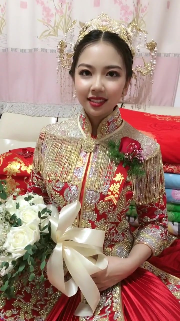 好白菜全被猪拱了,这么漂亮的新娘子,不知便宜谁了