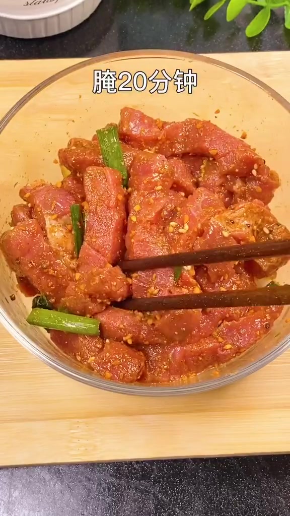 最简单的牛肉干做法,好吃到无法自拔!