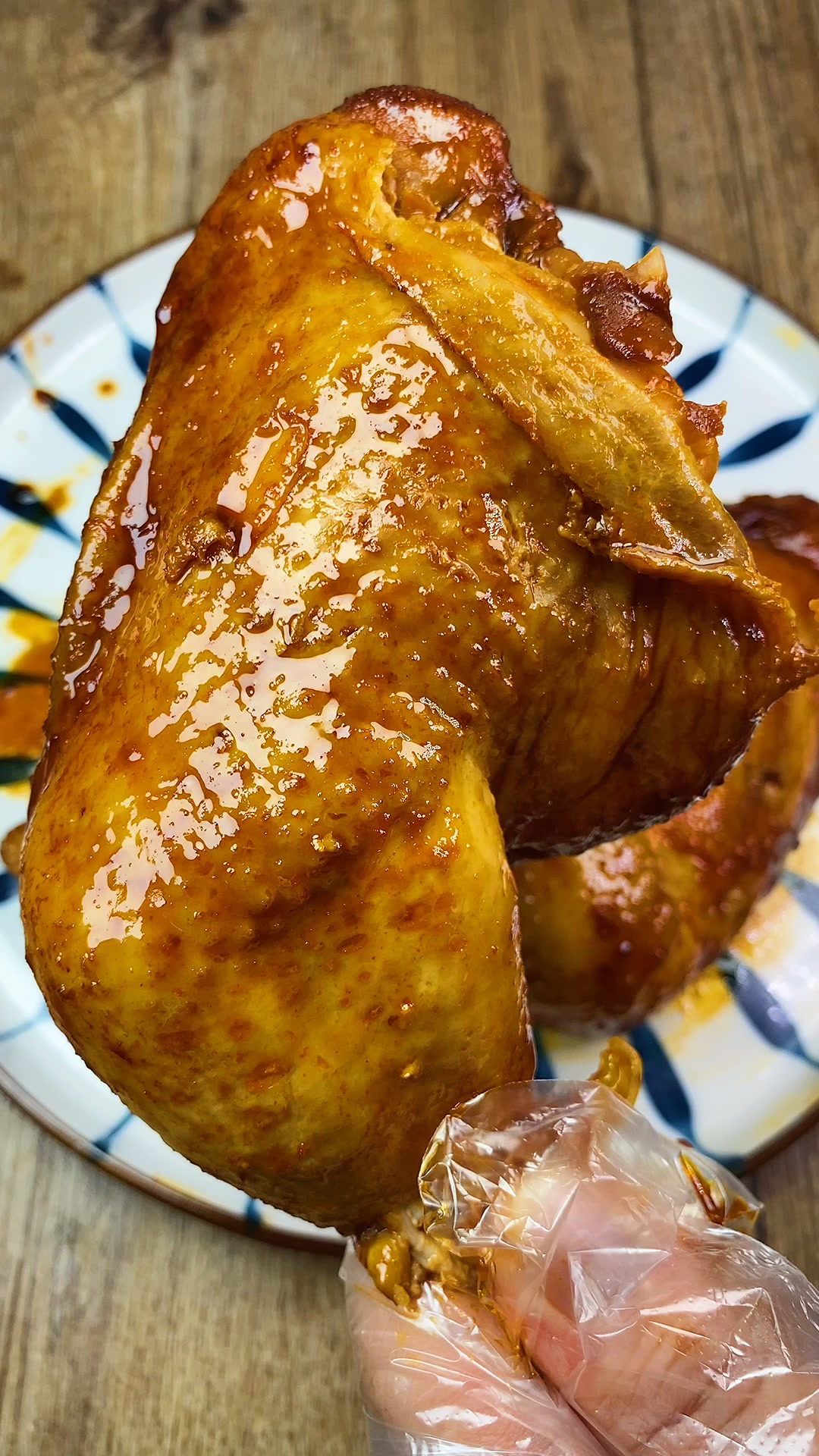 大鸡腿这么做,好吃到哭,隔壁小孩都不走了