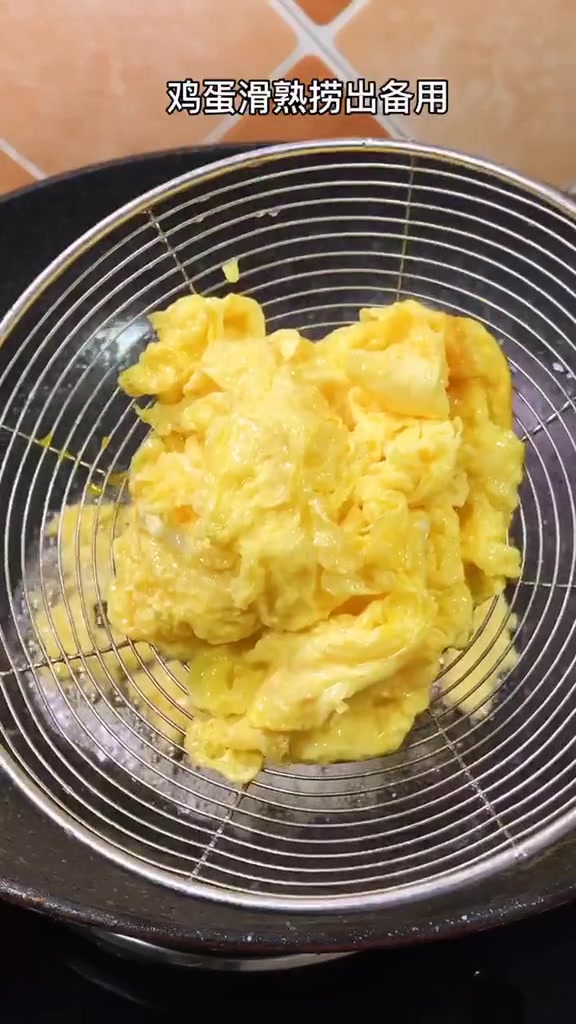小炒菜花木耳西红柿,好吃不贵,经济实惠,低卡又营养!