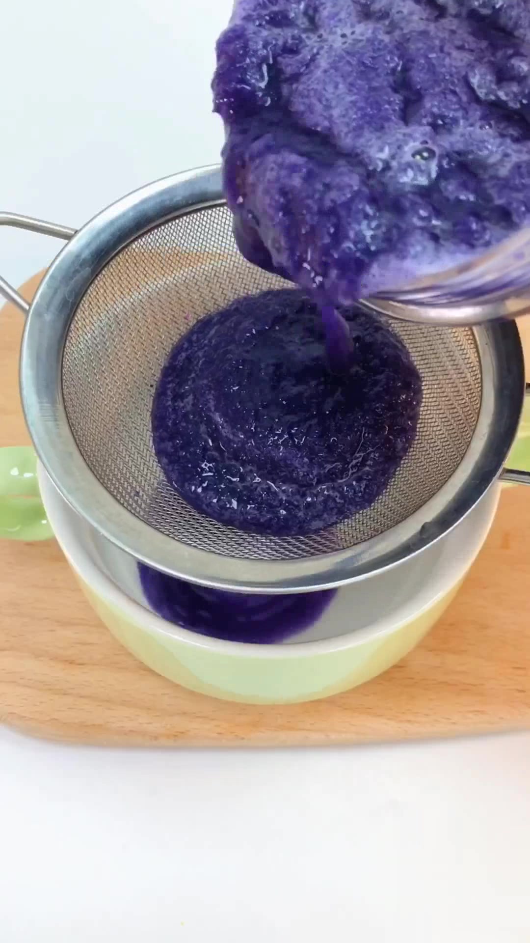这样的蔬菜蛋羹,你给孩子做过吗,营养更丰富!