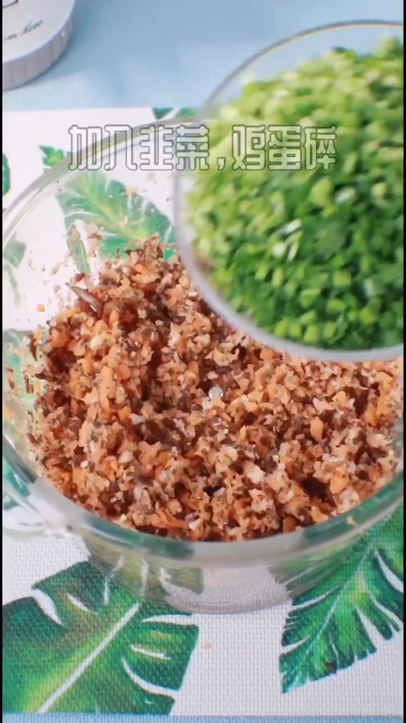 比肉都香的素三鲜包子,刚端上桌就被抢光了