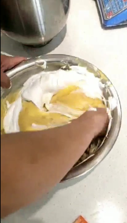 砂橙爆蛋糕学员自己亲手做哦