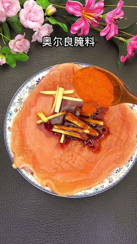 黄金大鸡排在家也能做出来,酥脆多汁,比外面买的还好吃