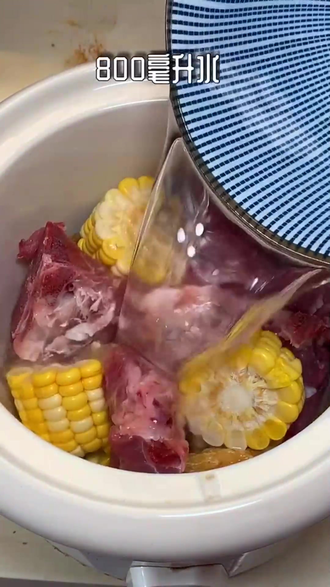 玉米胡萝卜排骨汤,还是自己煲的好喝