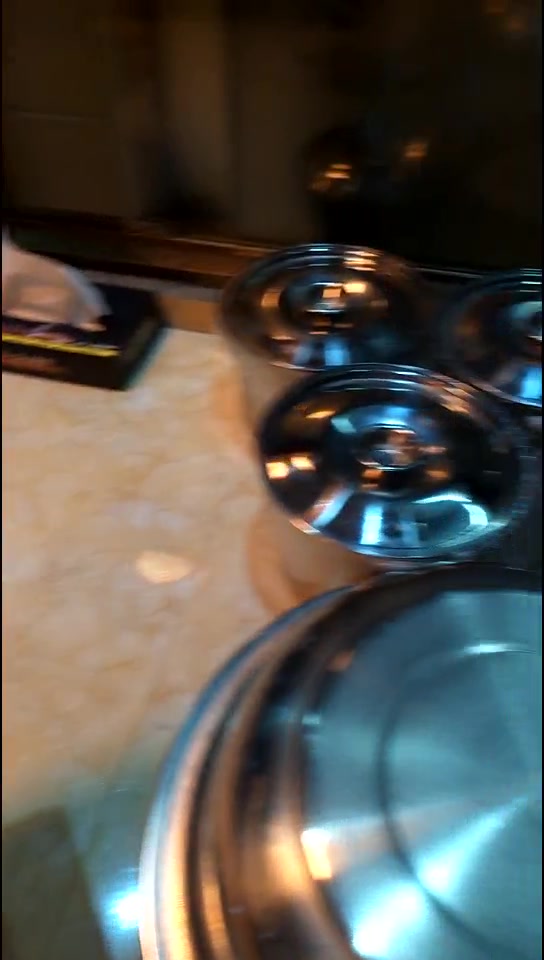 正宗柳州脆皮手撕鸡的做法视频教程