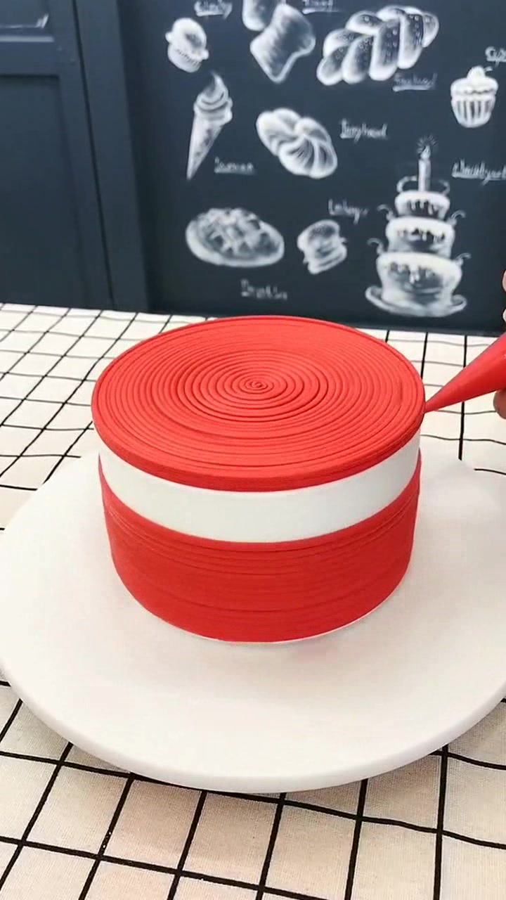 福如东海寿比南山,送给老寿星的小蛋糕,这纯熟的技法,我羡慕了