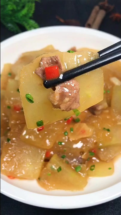冬瓜你别老煲汤喝了,瘦肉冬菜焖冬瓜你肯定没吃过,美味又简单!