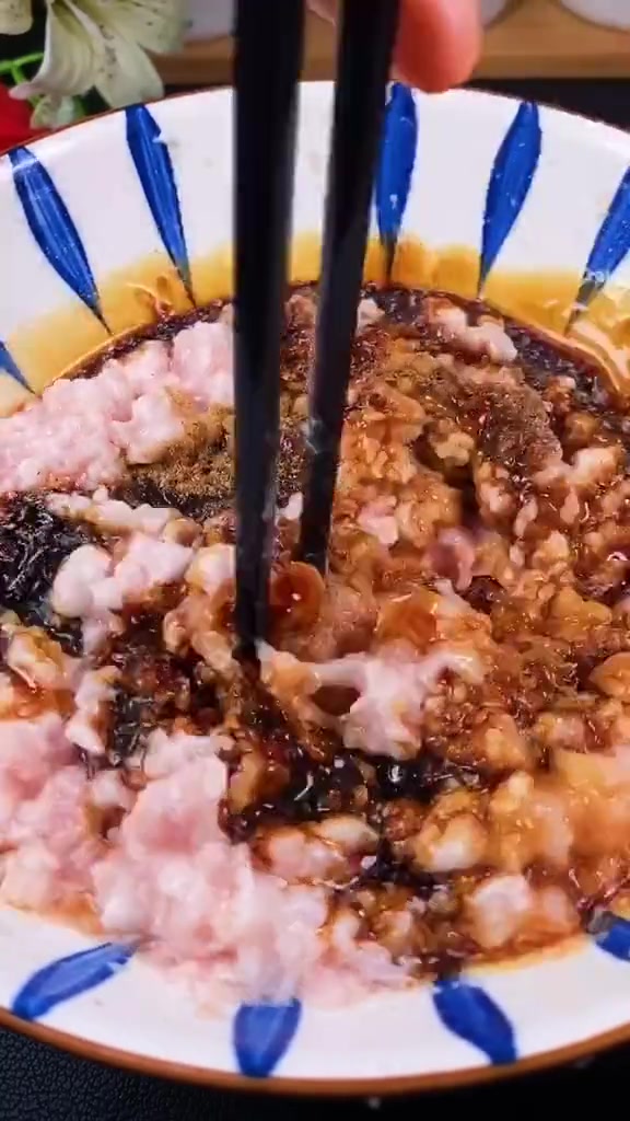 猪肉大葱饺子馅怎么调才好吃呢?我的方法告诉你,吃完回味无穷!