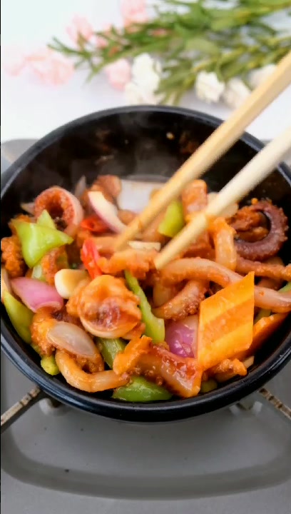 美味的瓦香鱿鱼须