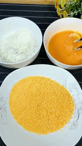 金黄味美的炸鱿鱼圈,全家人都喜欢
