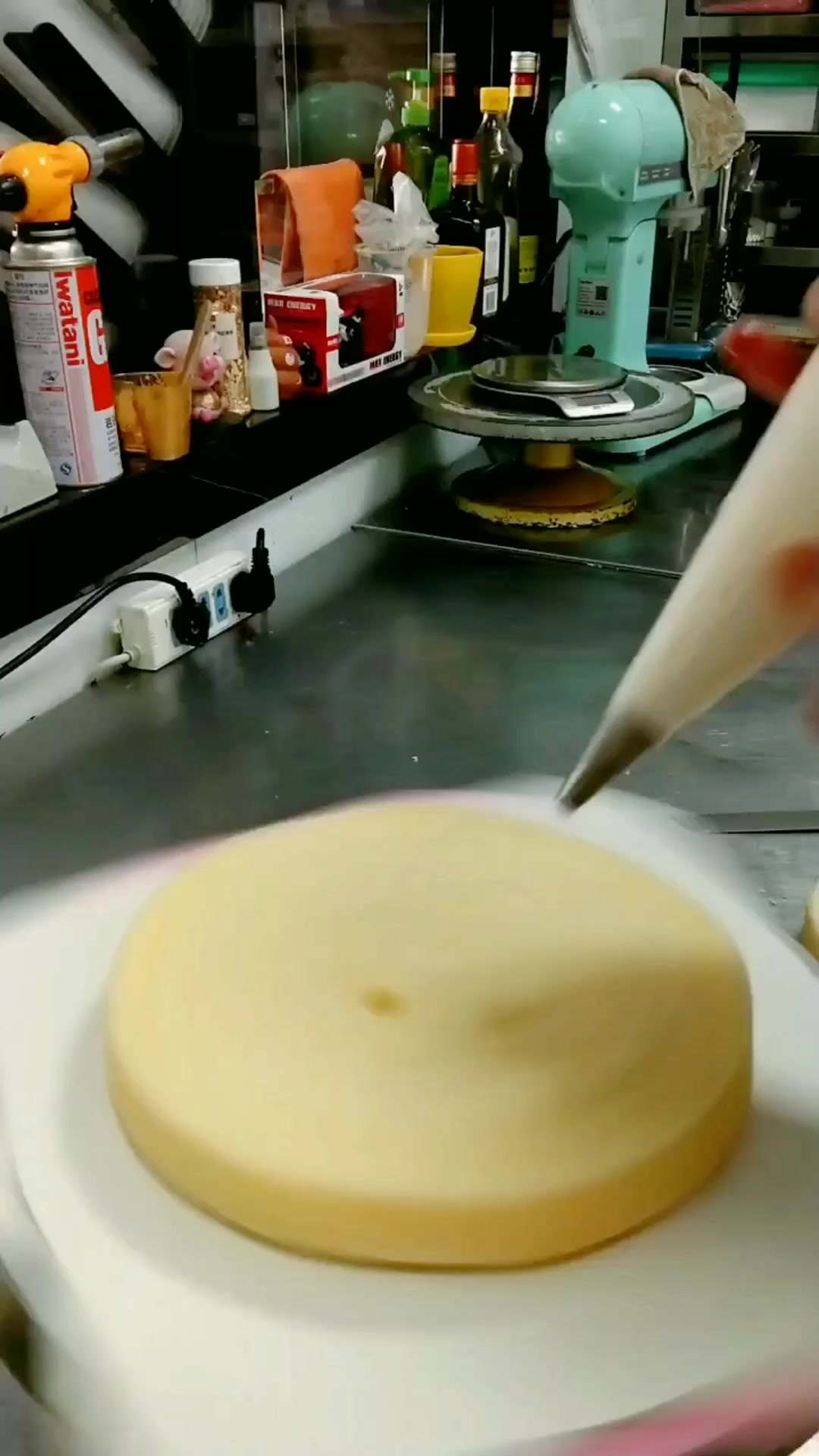 专为男生定制特别版生日蛋糕!